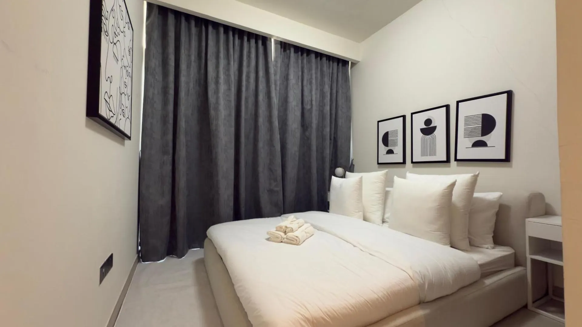 Apartment Tick - Luxury 1 Bedroom Apt With Balcony In Azizi Riviera Dubai