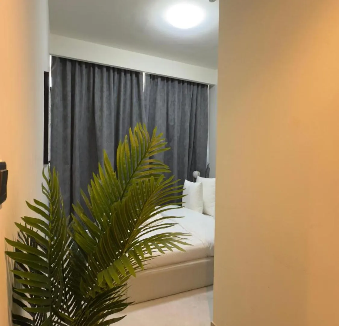 Tick - Luxury 1 Bedroom Apt With Balcony In Azizi Riviera Dubai