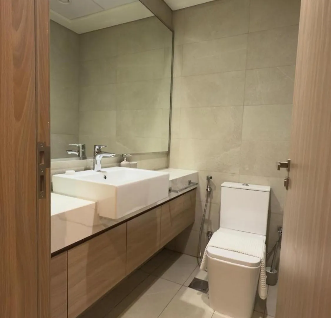 Tick - Luxury 1 Bedroom Apt With Balcony In Azizi Riviera Dubai Apartment